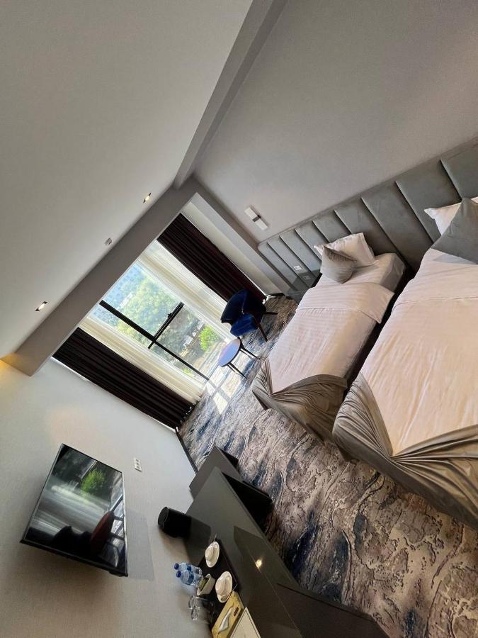 Unique Hotel Tasken Kültér fotó