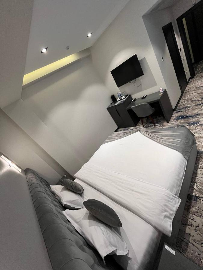 Unique Hotel Tasken Kültér fotó