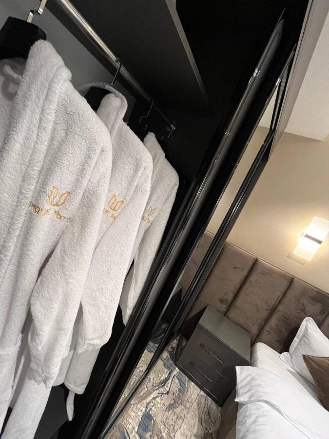 Unique Hotel Tasken Kültér fotó